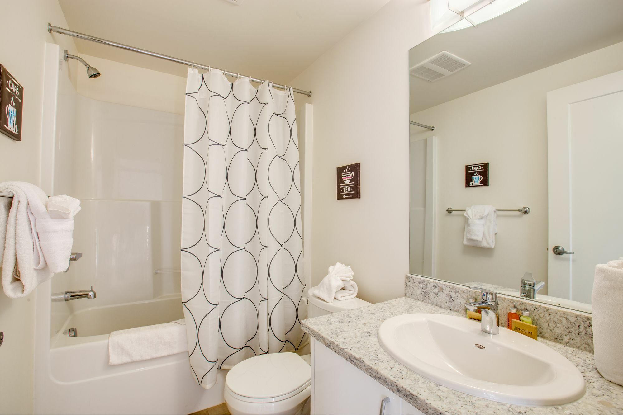 Suite Digs N3 Калгари Экстерьер фото